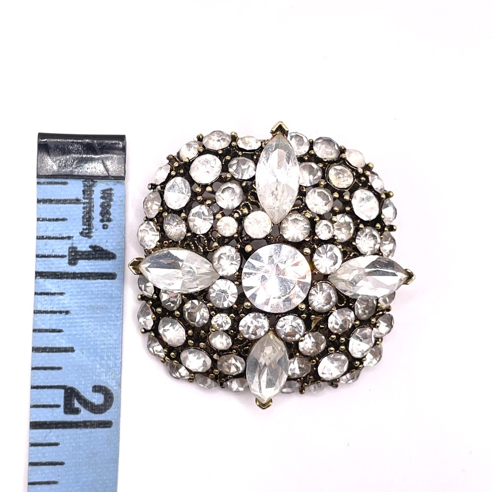 Vintage Art Deco Style Domed Multi Layer Rhinestone Pin Brooch - Picture 3 of 6